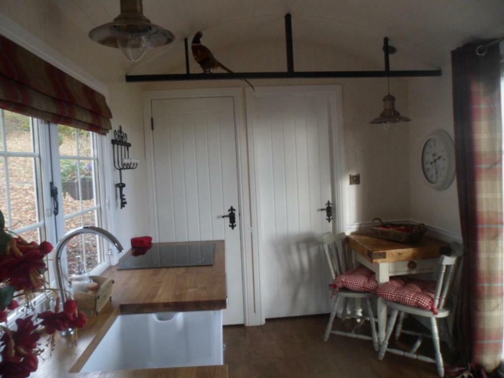 Borthwickbrae Shepherd'S Hut Hawick Exterior photo